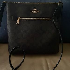 ✨ Coach Outlet Mini Rowan File Bag ✨